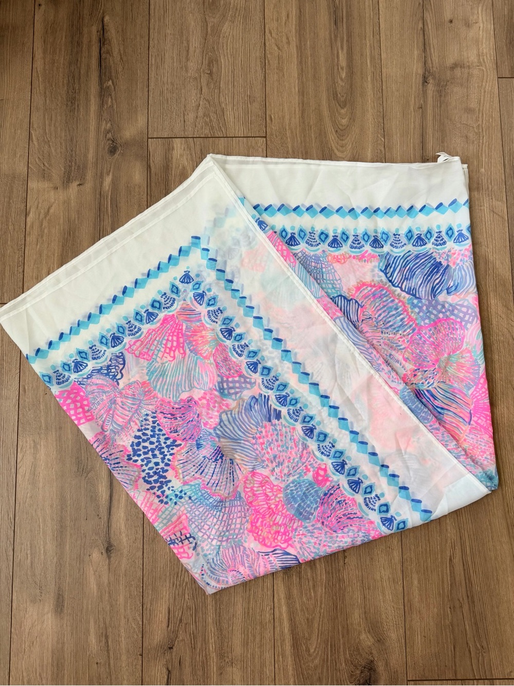 Lilly Pulitzer Pareo Swim Coverup - Picture 5 of 5